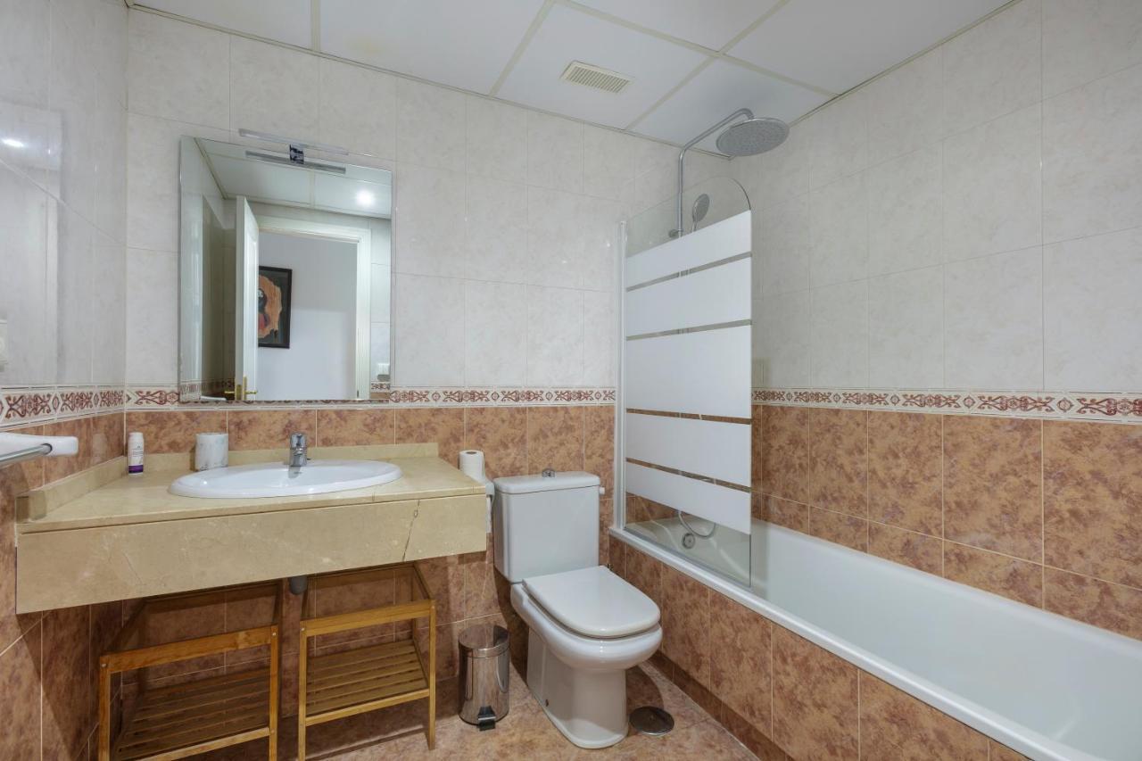 Lovely 2 Bedroom Locrimar V Walk To Beach Rdr260 Marbella Eksteriør bilde